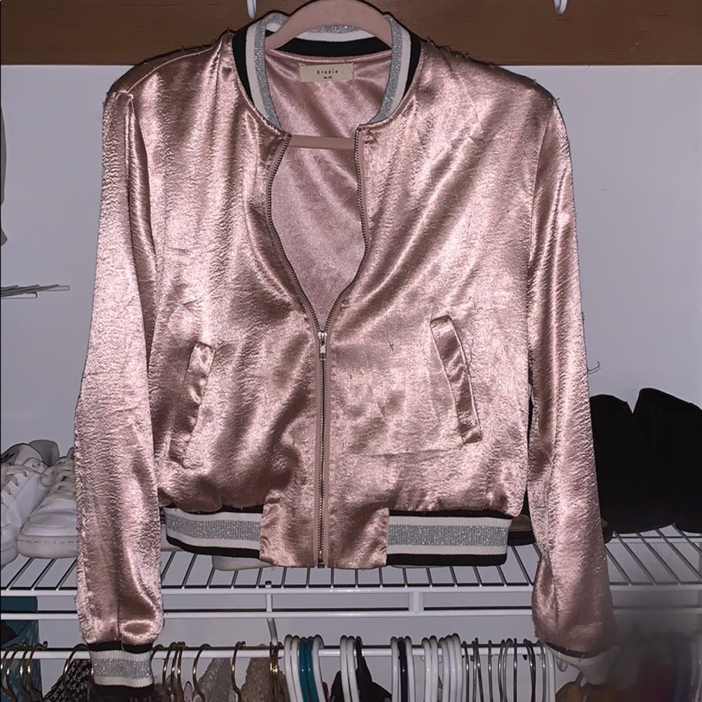 Cute rose gold bomber jacket✨